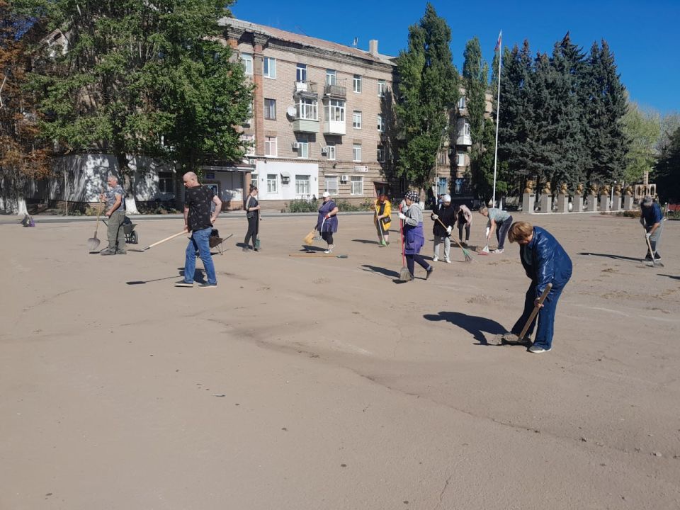 В Молодогвардейске состоялся субботник в канун празднования Дня города