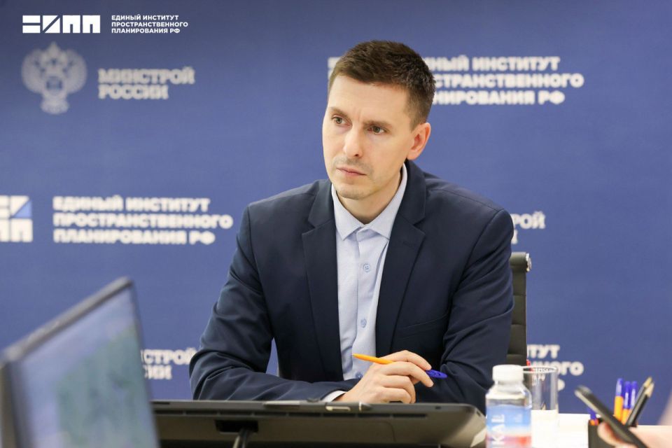 Комплекс по переработке сельхозпродукции, глэмпинги и благоустройство набережной – эксперты Единого института пространственного планирования РФ обсудили будущее Старобельского округа ЛНР