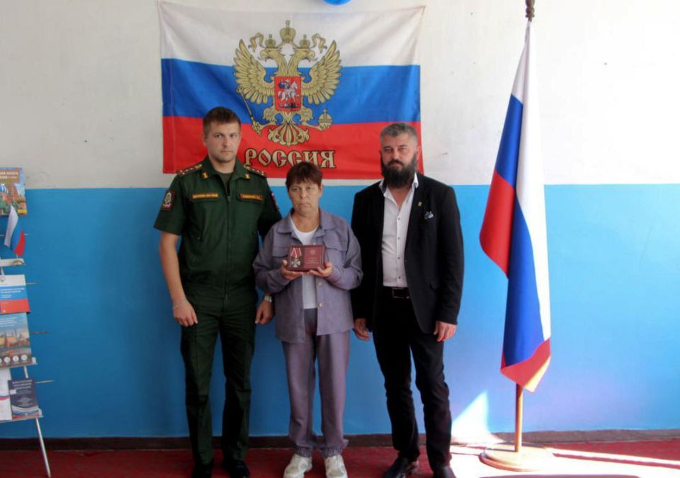  : 11  2025         15  2023  865