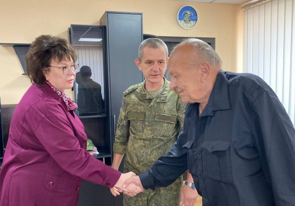 Марина Филиппова: Указом Президента Российской Федерации Владимира Путина за проявленное мужество и самоотверженность в ходе выполнения боевых задач в зоне Специальной военной операции, Денис Владимирович Початовский был...