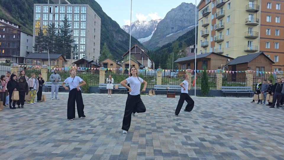 15 сентября 2025 года в детском лагере «Адель» (Карачаево-Черкесская Республика) завершилась шестая смена для детей из Старобельского муниципального округа