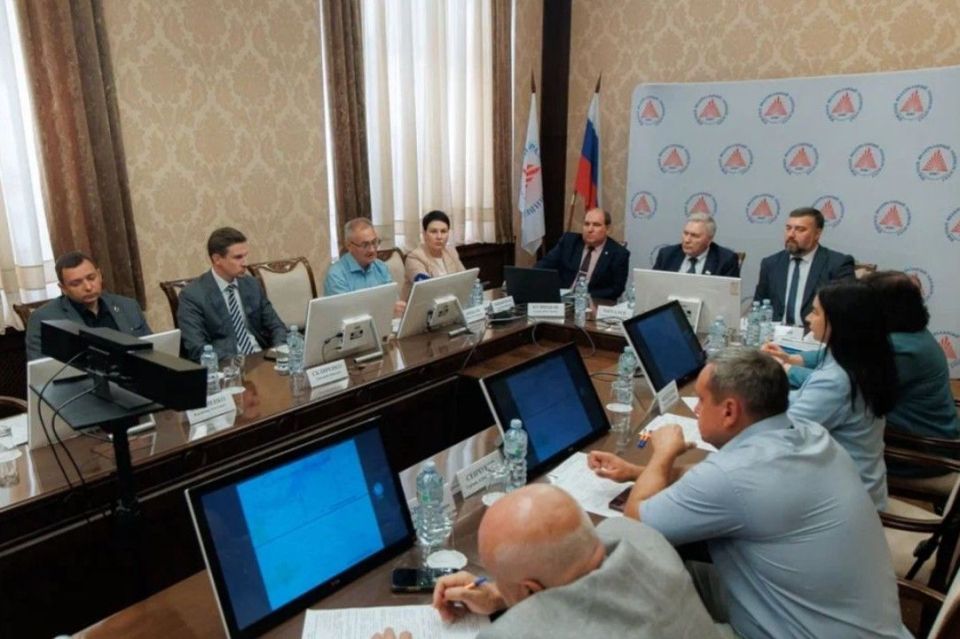 ������� ��������� ������ ������� � ������� ����� �� ���� ����������� � ������������� ����� ��� � �������� ����������