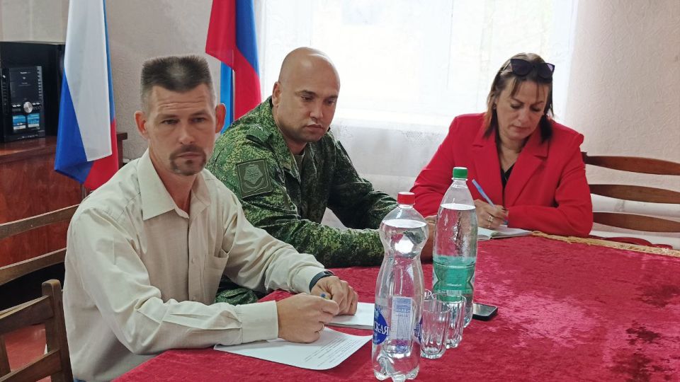 Евгений Бондарь: Встречу, на которой присутствовали родные и близкие погибших защитников Родины, провел мой заместитель в селе Ореховка