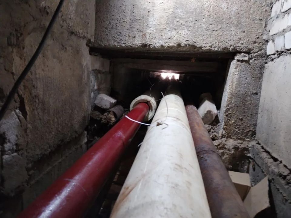 Андрей Рубанцов: В Ровеньковской инфекционной больнице продолжается капитальный ремонт системы отопления