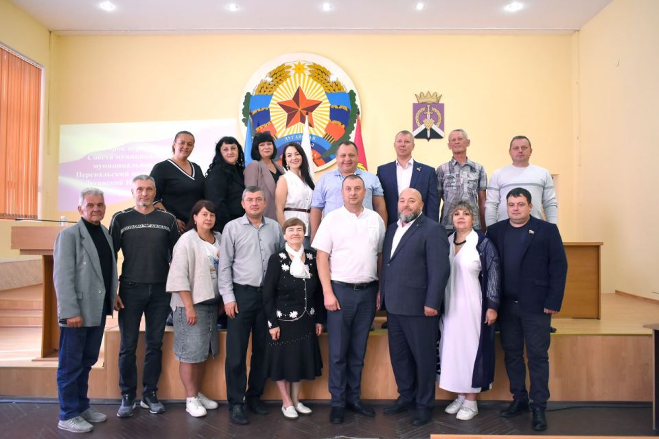 Депутаты Совета Перевальского округа подвели итоги 2-летней работы