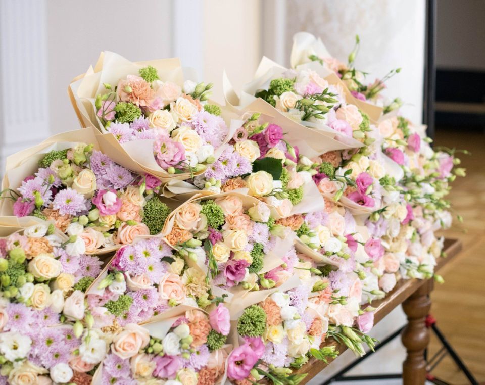  !.                     !         ...