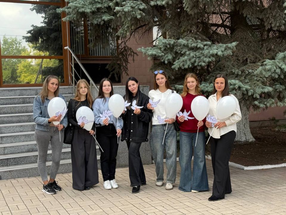 Акция, посвящённая Международному дню мира, объединила жителей Перевальска