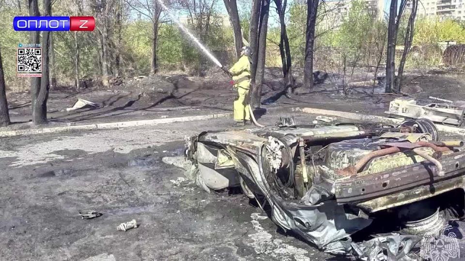 Два человека погибли накануне при ударе дрона по автозаправке в Первомайске Луганской Народной Республики