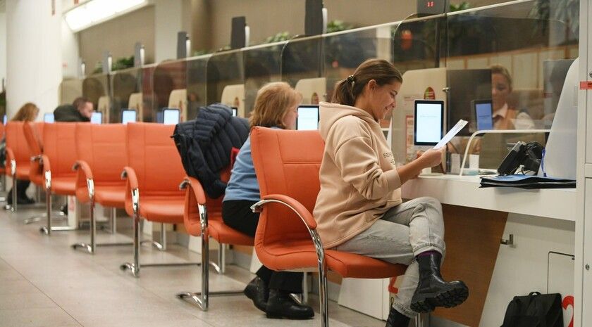 МФЦ ЛНР за три года оказал свыше 2,5 млн. услуг — Минцифры