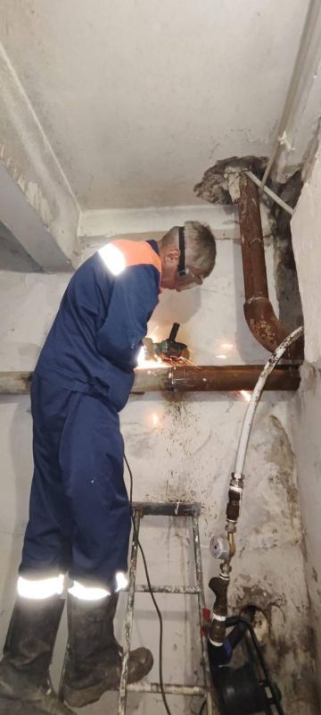 В Роскошном ульяновские коммунальщики завершили ремонт системы теплоснабжения на соцобъекте