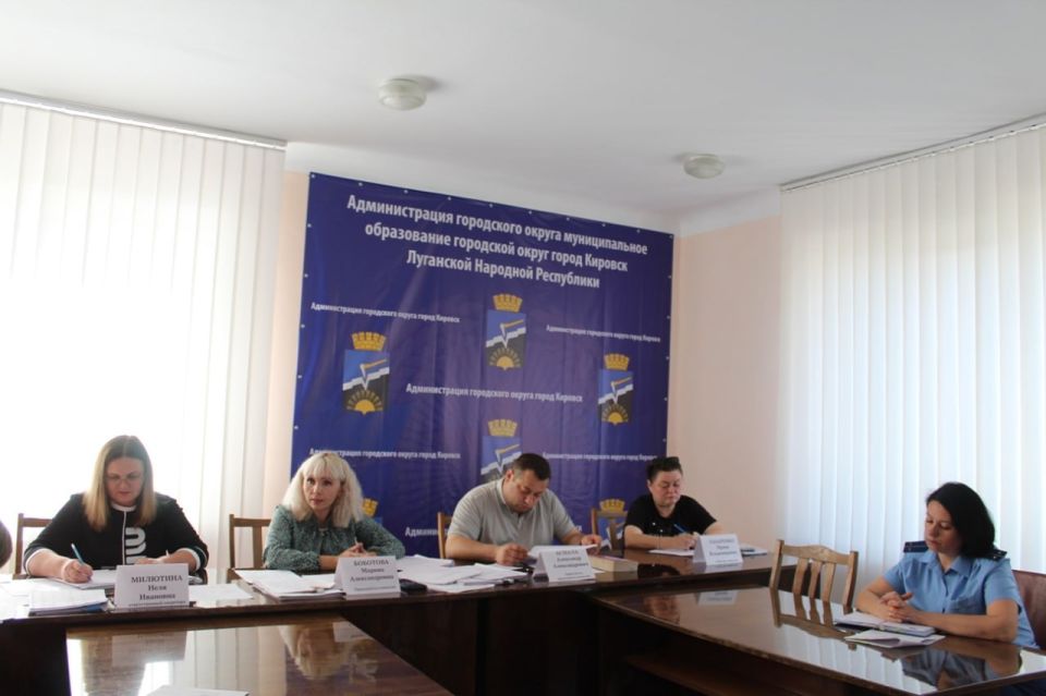 Комиссия по делам несовершеннолетних – на страже детства!