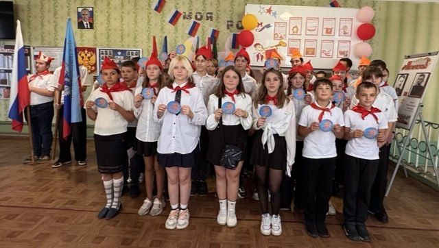 24 сентября в рамках реализации Концепции воспитательной работы «Луганский характер» в ГБОУ ЛНР «Лисичанская средняя школа №2» в рамках поручения Главы ЛНР Леонида Ивановича Пасечника, состоялась торжественная линейка...