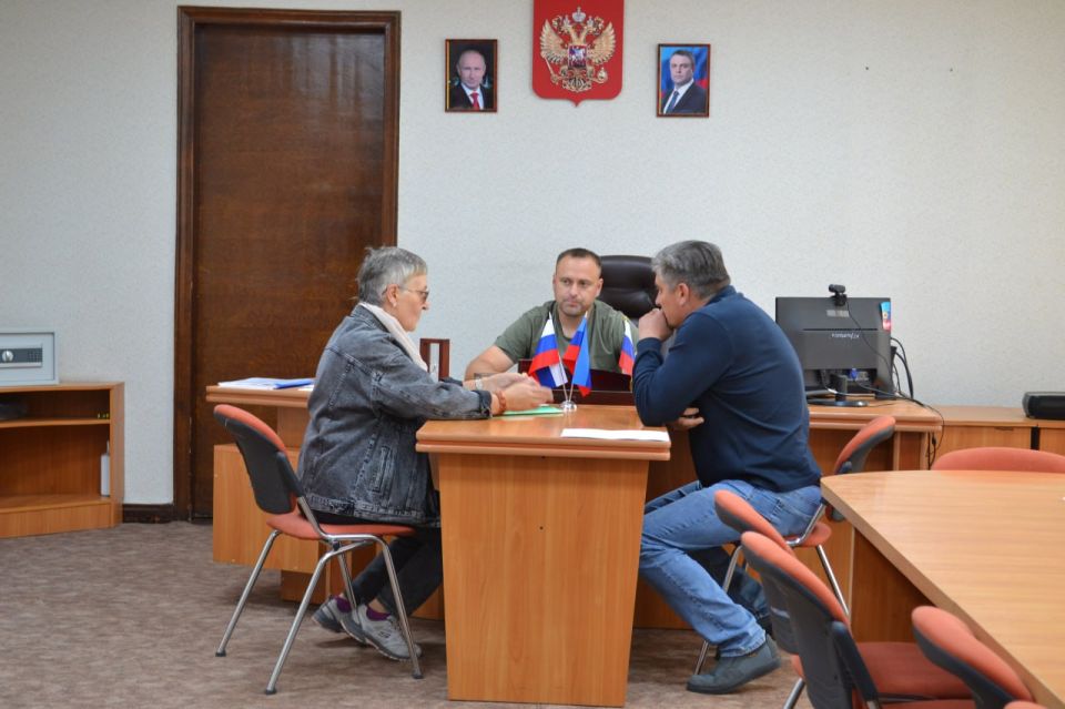 Первый заместитель Главы Старобельского муниципального округа Калиничев Андрей Сергеевич провел личный прием граждан