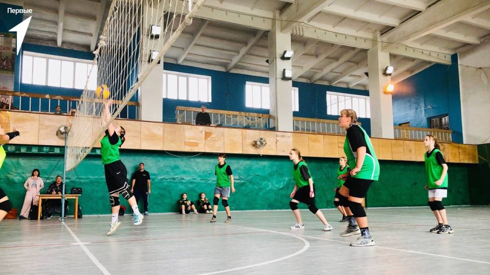 Андрей Рубанцов: В Ровеньках состоялся муниципальный этап Цикла спортивных мероприятий «Будь Первым» по волейболу в младшей возрастной категории