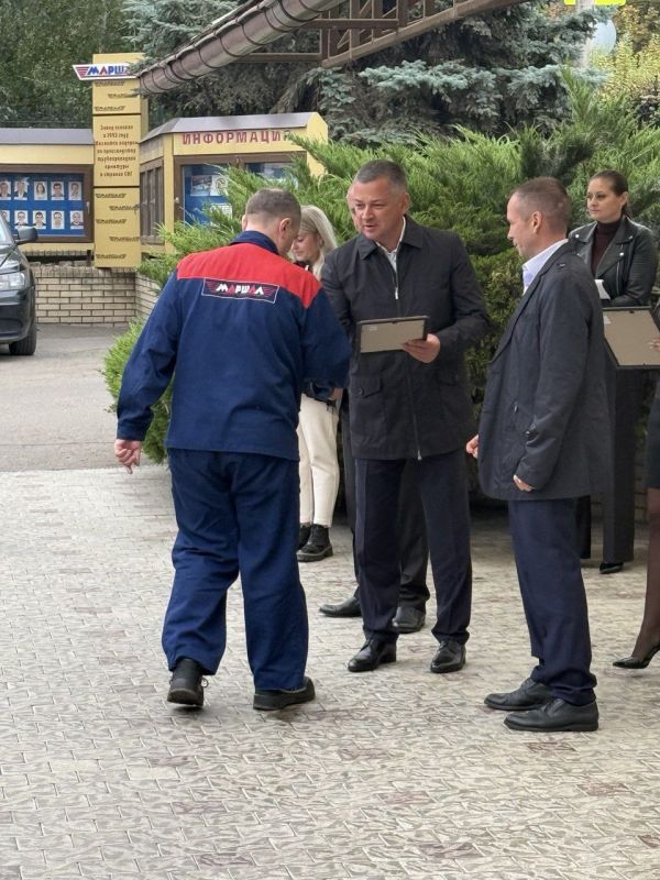 Константин Бутримов: НА «МАРШАЛЕ» ПОЗДРАВИЛИ ЗАВОДЧАН С ПРОФЕССИОНАЛЬНЫМ ПРАЗДНИКОМ – ДНЕМ МАШИНОСТРОИТЕЛЯ