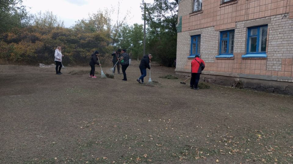 Владимир Чернев: Отрадно видеть, что местные жители активно присоединились к экологическим мероприятиям в рамках Всероссийской акции «Зелёная Россия»!