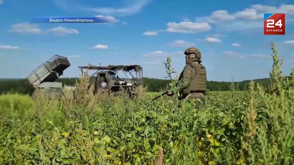 В канун празднования третей годовщины воссоединения Президент России в Кремле принял Главу ЛНР Леонида Пасечника