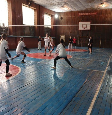 В преддверии знаменательной даты – Дня воссоединения Луганской Народной Республики и России и в городе Артемовске прошел ряд спортивных соревнований