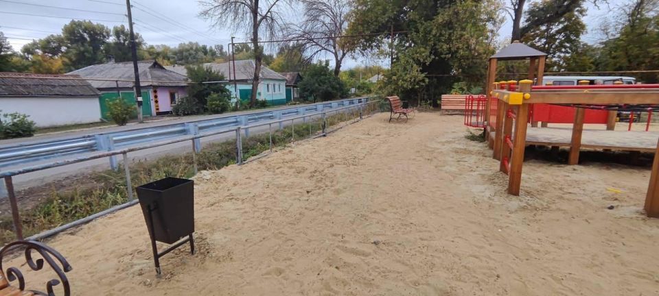 Ульяновские специалисты провели работы по благоустройству в Лутугинском муниципальном округе