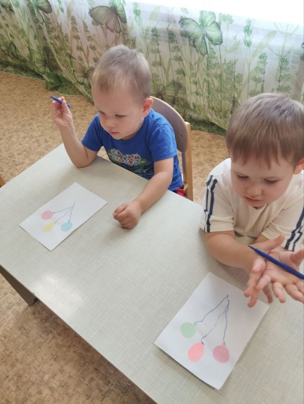 26 сентября 2025 года в ГБДОУ ЛНР «Солнышко» отметил замечательный праздник – День работников дошкольного образования