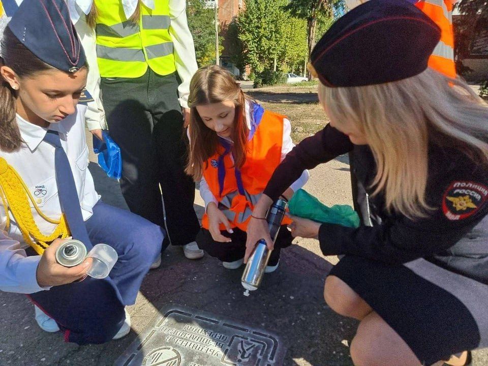 В Алчевске провели акцию для пешеходов