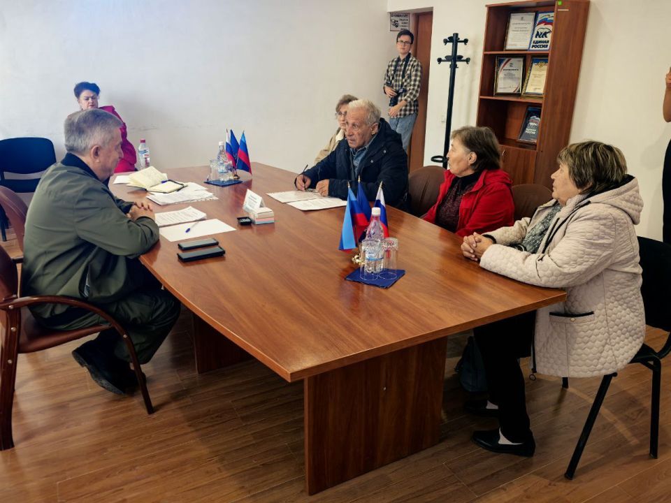 ������ ����������: � ������ ������������ ������ ������ ����� ������� � �. �������