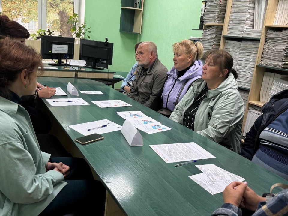 В Лутугинском округе прошла мини-ярмарка вакансий