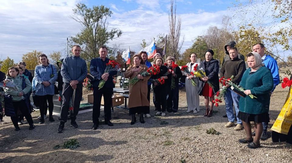 Сегодня, 30.09.2025, в День воссоединения с Россией вместе с депутатами Совета городского округа город Первомайск, представителями администрации городского округа,общественных организаций, родными и близкими, друзьями...