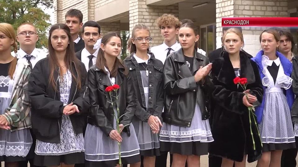 .                 ,    4 .     