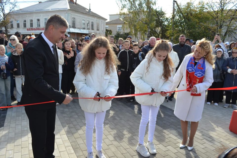 Торжественно открыт обновлённый парк культуры и отдыха Старобельского муниципального округа
