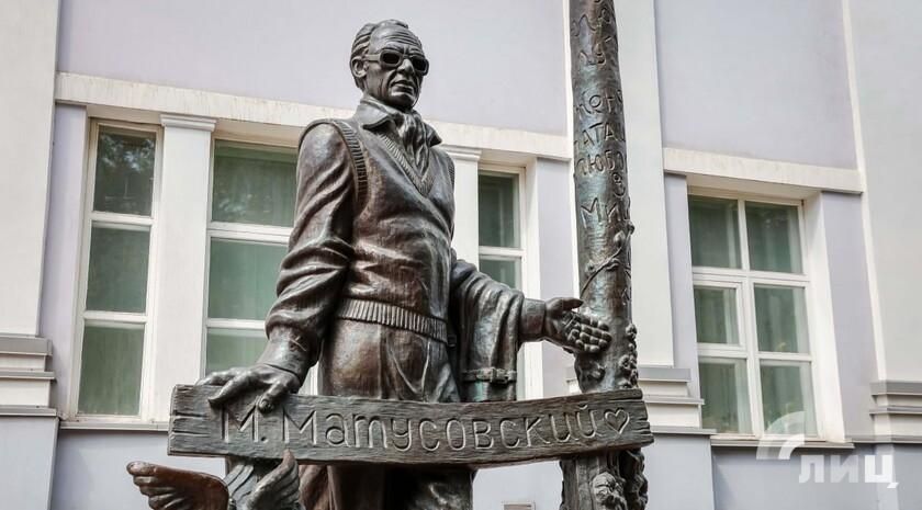 ����� 300 ���������� ��� ����� � ������ ��������������� ������ �������� ����������� �������� ��. �� ���� � �������� ��� ������� ������� �������� ���������� ����� �������