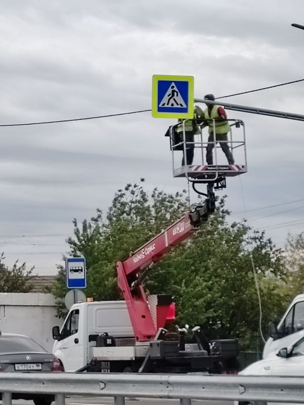 Евгений Бондарь: Комплексный подход к организации дорожного движения включает не только установку светофоров, но и другие меры по улучшению дорожной инфраструктуры