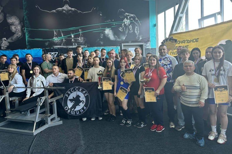 Спортсмены ГБУ ЛНР «СК «Шахтер» стали призерами Республиканских соревнований по жиму лежа