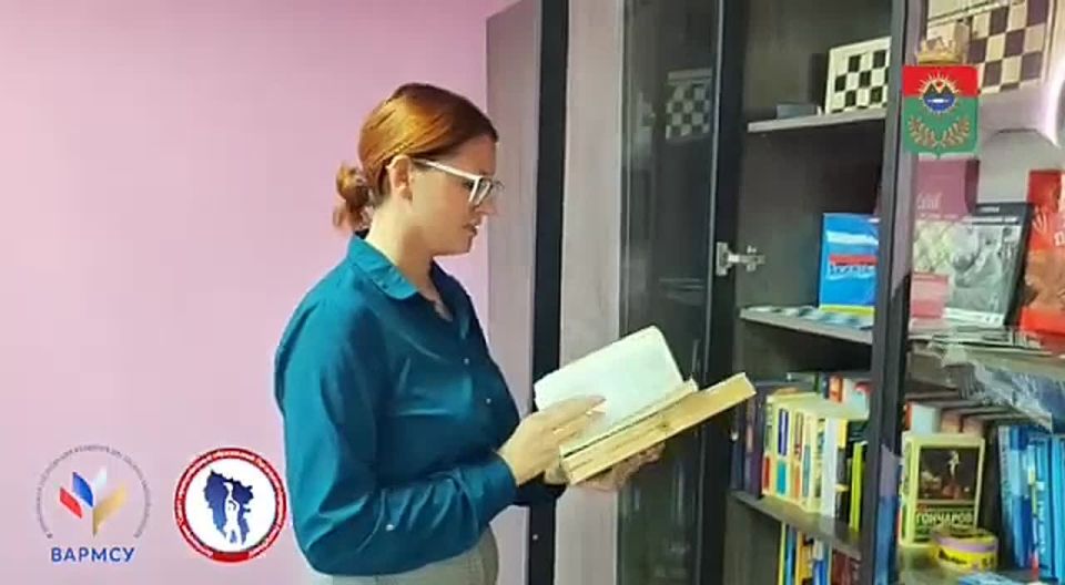 Елена Сухих — начальник отдела молодежи, спорта и туризма Администрации Лутугинского муниципального округа — уверена: наставничество играет ключевую роль в развитии молодых кадров