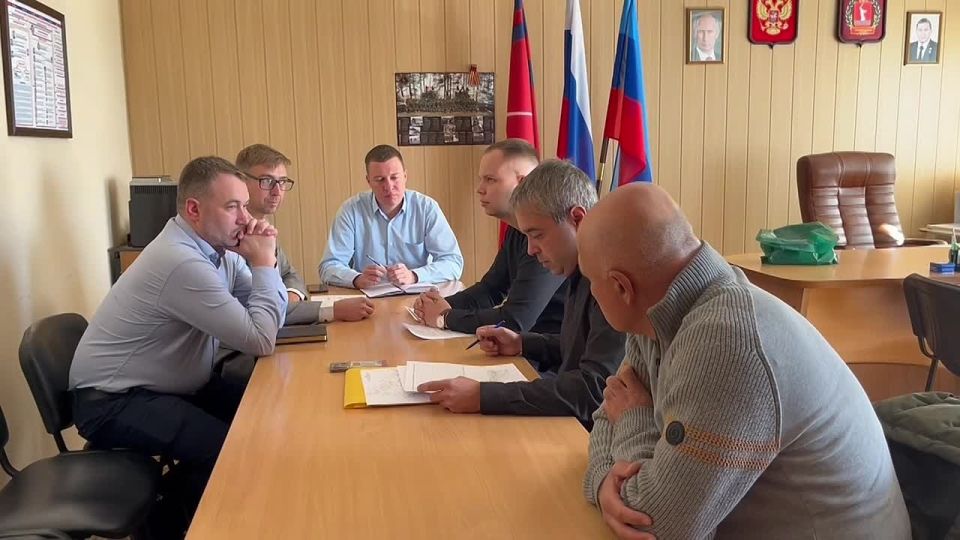  :    -        -          ...