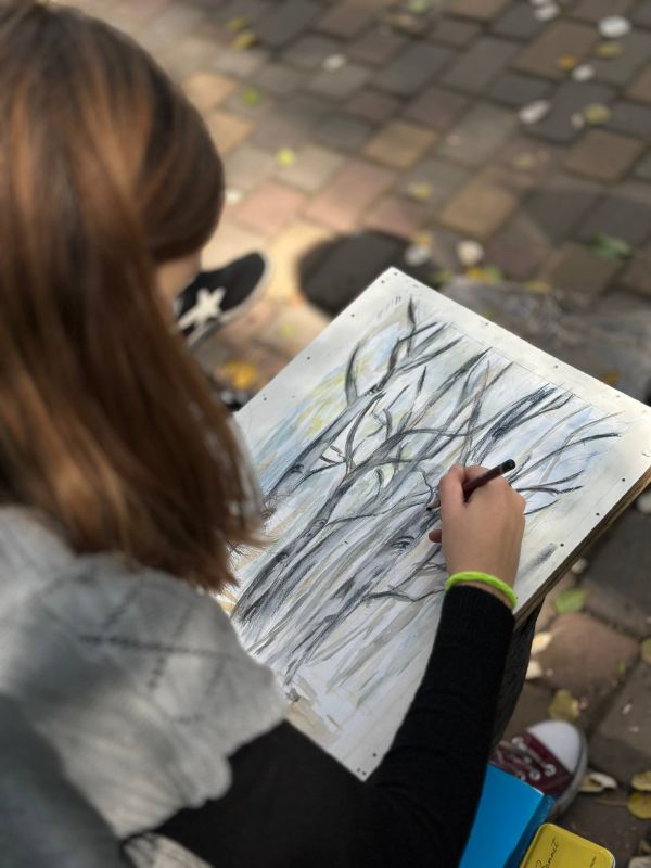 Вдохновение золотой осенью: пленэрный день в ДХШ