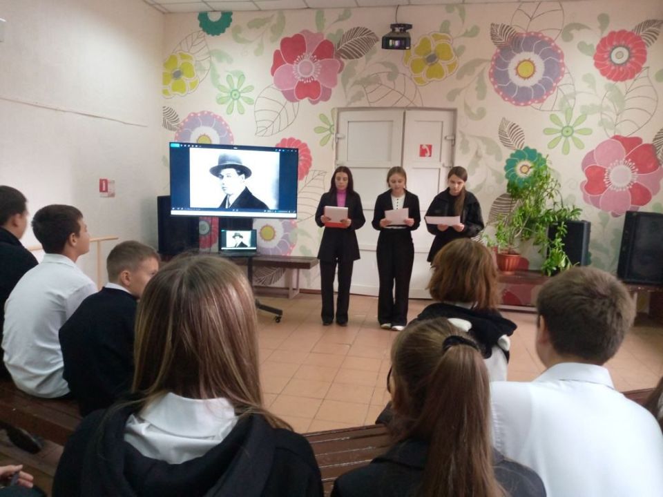 6 октября в Пролетарском Доме культуры прошел праздник поэзии «Есенинские чтения»