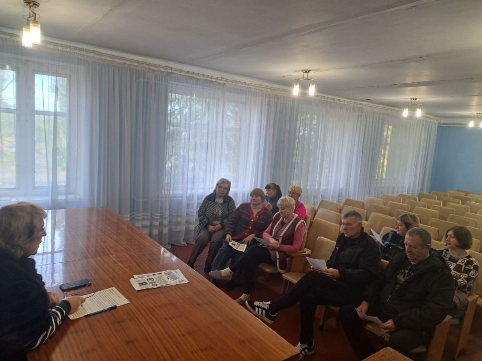 В отделе жизнеобеспечения пгт Ясеновский состоялась встреча с жителями посёлка