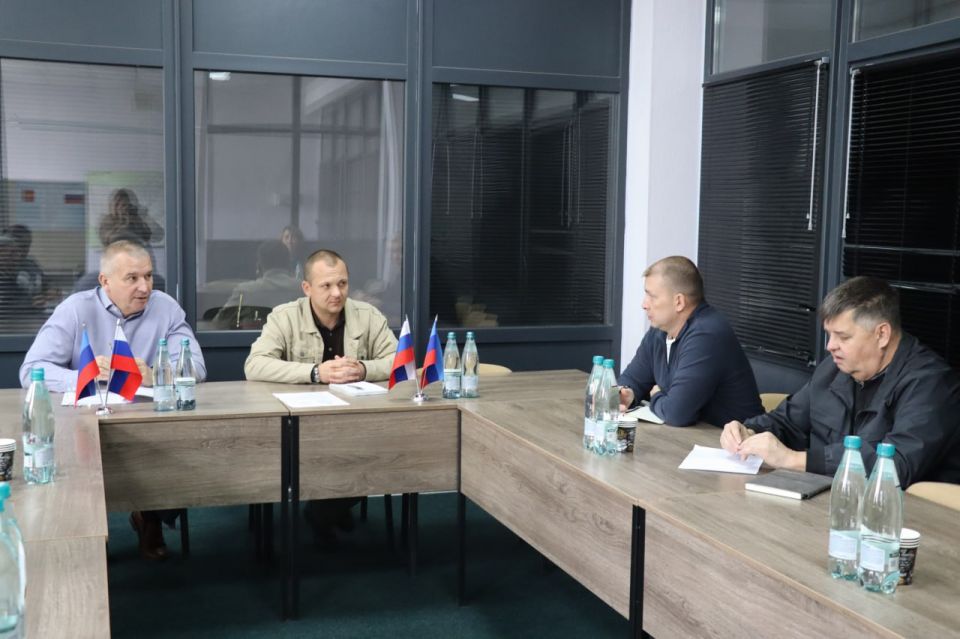 В Северодонецке состоялось выездное совещание Министра природных ресурсов и экологии Луганской Народной Республики с представителями администраций четырех муниципальных образований