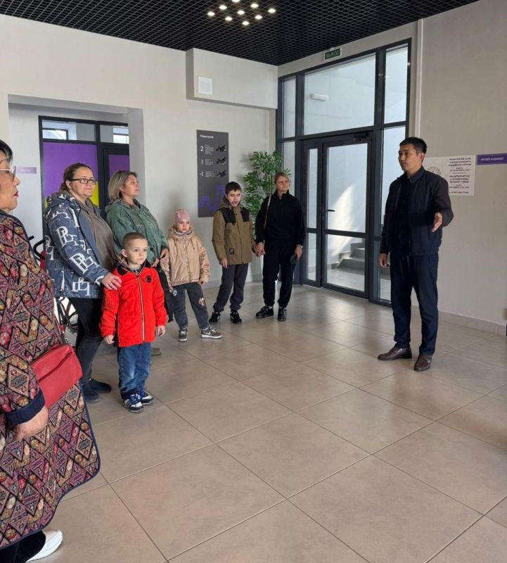 Дети из Антрацита, проходящие курс реабилитации в Калмыкии, знакомятся с историей республики