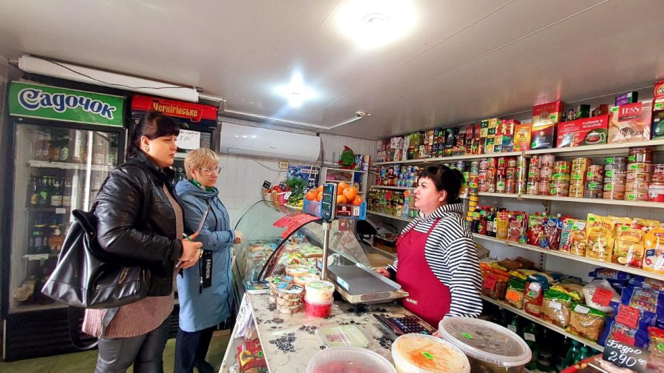 Сотрудники Администрации провели еженедельный мониторинг цен