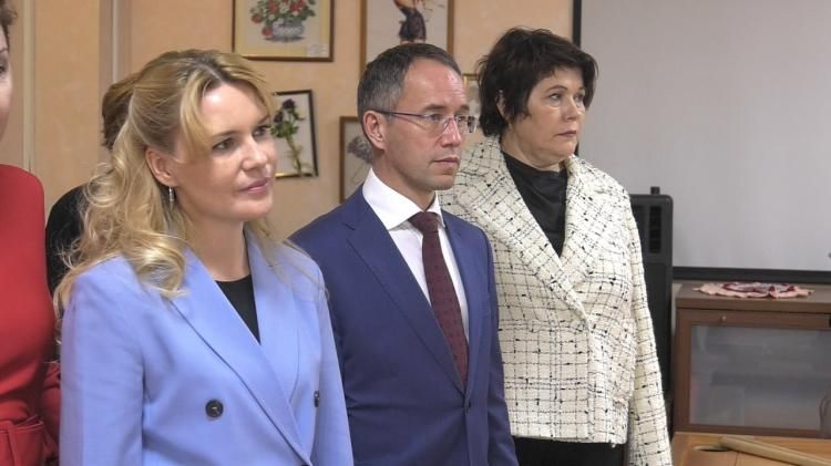  :       ,          ,  