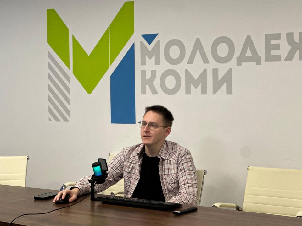 Студент из Коми провёл лекцию для гимназистов из Ровеньков