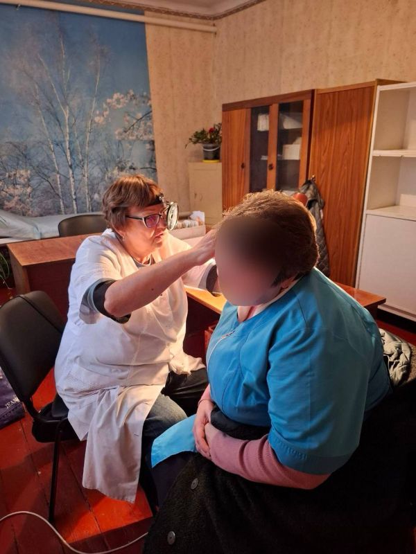 Врачи Кировской ЦГМБ осмотрели жителей пгт.Донецкий