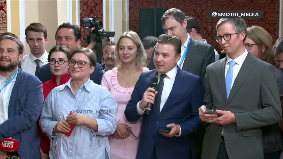 "Вы не оговорились - понт здесь присутствует"