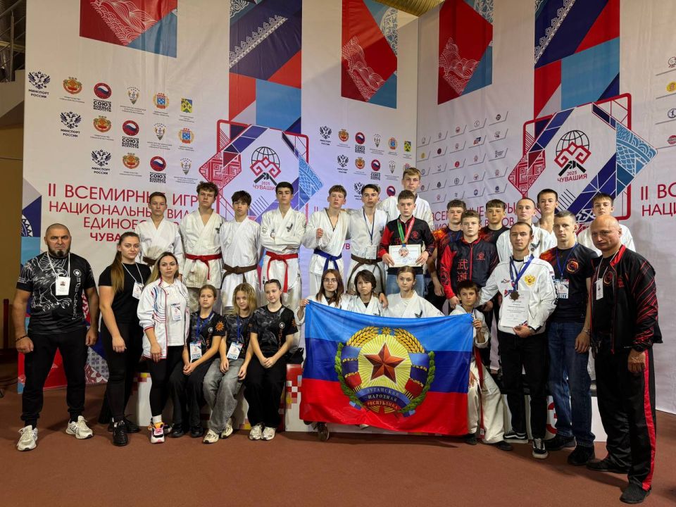 Молодогвардейские каратисты привезли медали с Чемпионата Мира