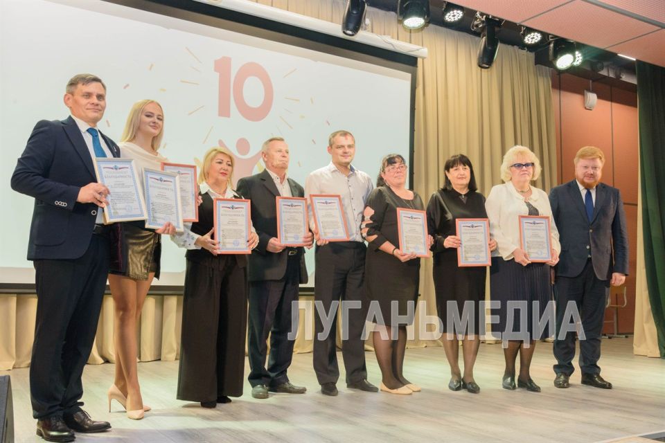 «Сердце отдаю детям»: учебно-воспитательное объединение «Академия детства» празднует 10-летний юбилей