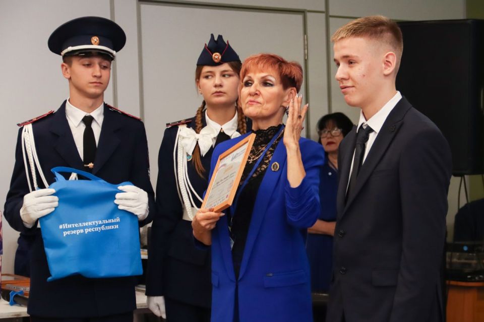 ��� ����� ����������. ����������� ��������� �������� �������� ����������� ������� 10 �������, � �������� ���������� ������������� ��������� ����������� ��������� ����������: ������, �����, ������