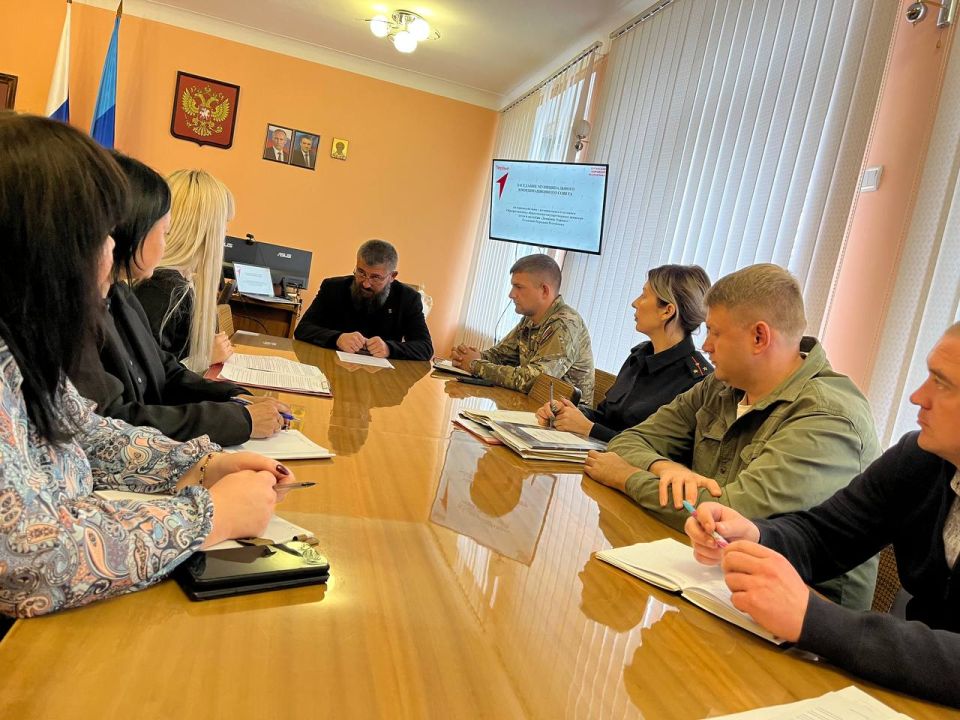  :               ,     ,     ...