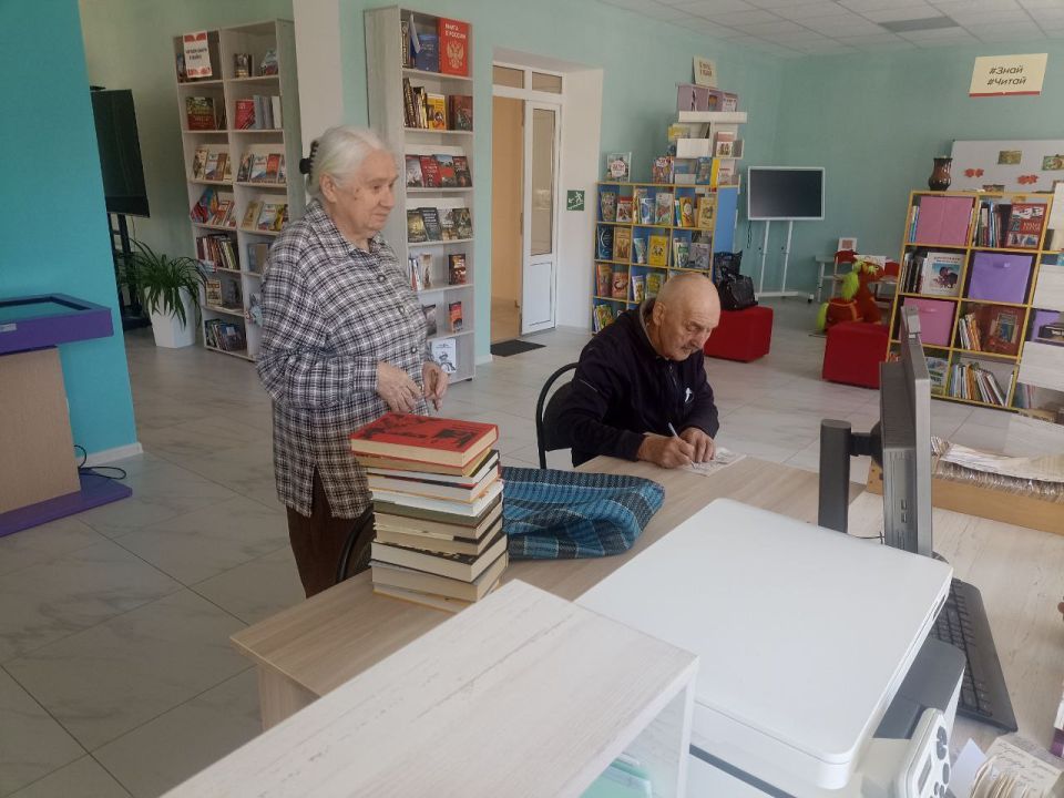 "Семейный выходной в модельной библиотеке: читаем вместе!"